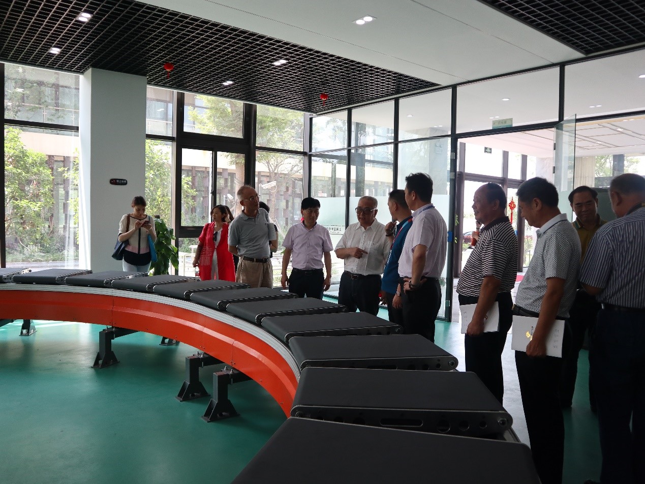 新聞 | 無錫市原政協領導、吳涇鎮黨委領導一行蒞臨寶開參觀考察
