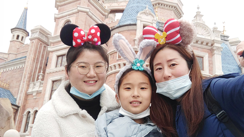 Happy Women’s Day | 歡度三八節，我們相約上海迪士尼樂園