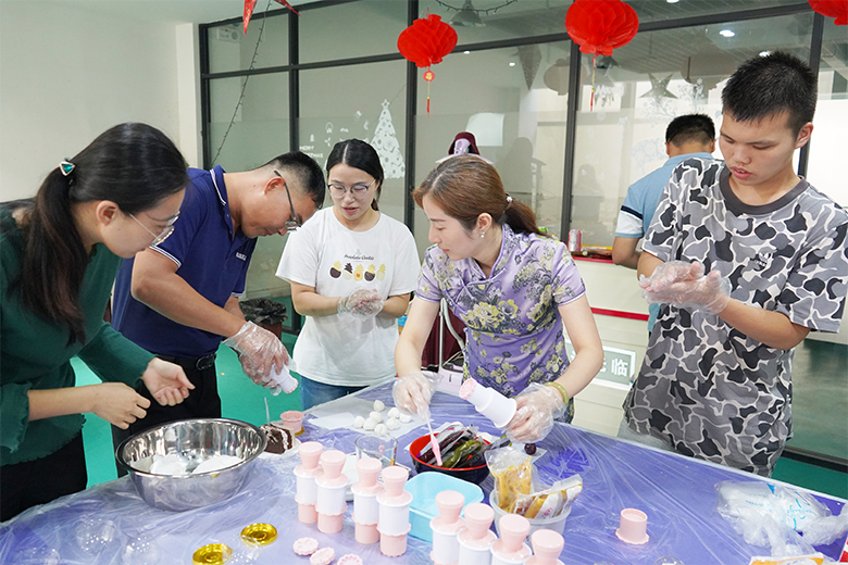 月圓中秋 · 集體慶生 | 溫馨九月，迎佳節(jié)，賀生辰，共團圓！