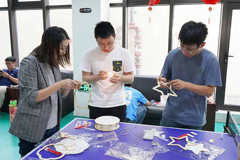 月圓中秋 · 集體慶生 | 溫馨九月，迎佳節(jié)，賀生辰，共團圓！