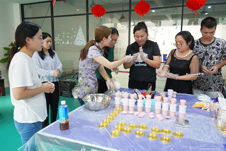 月圓中秋 · 集體慶生 | 溫馨九月，迎佳節(jié)，賀生辰，共團圓！